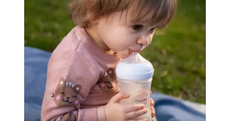 SCY906/01 ΜΠΙΜΠΕΡΟ PP NATURAL RESPONSE 330ml 3M+ ΘΗΛΗ 4 BOTTLE N