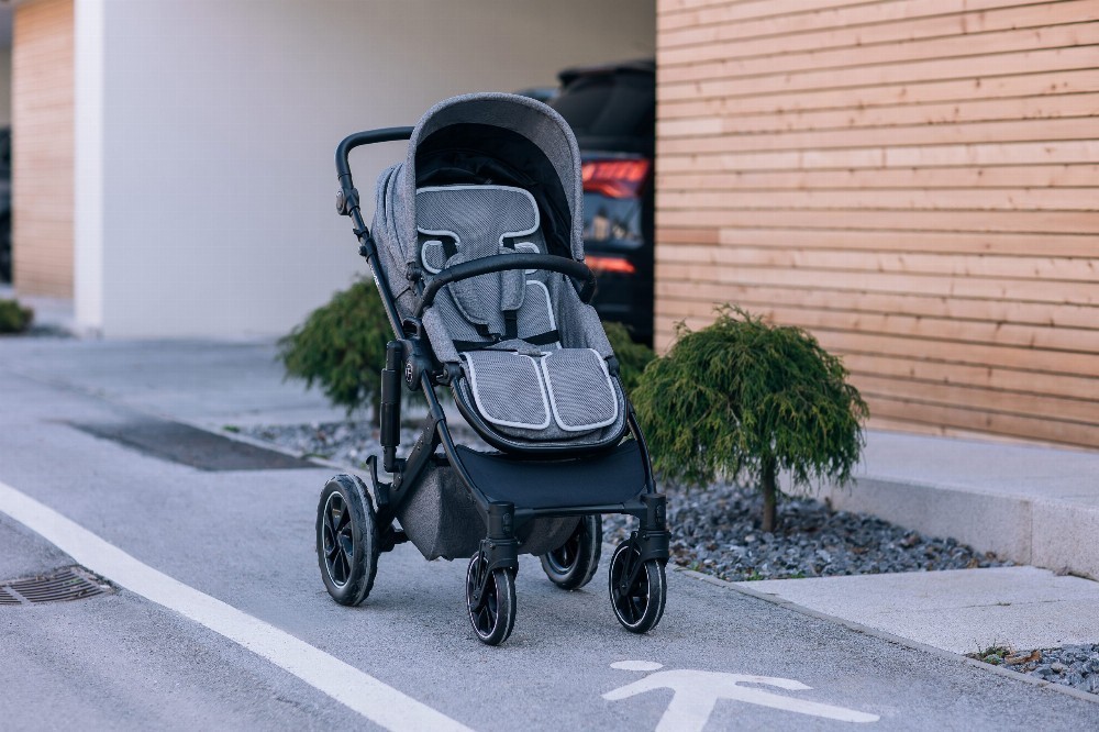 FREE ON GREY ΑΝΤΙΔΡΩΤΙΚΟ ΚΑΛΥΜΜΑ UNIVERSAL STROLLER & CAR SEAT P