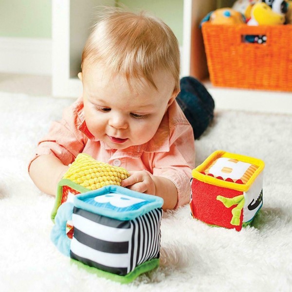 DISCOVER & PLAY SOFT BLOCKS DISCOVER & PLAY SOFT BLOCKS